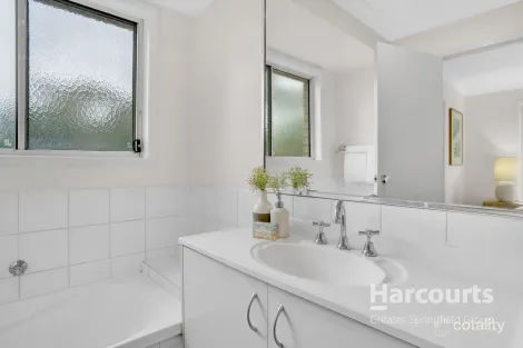 Property photo of 4 Christine Crescent Redbank Plains QLD 4301