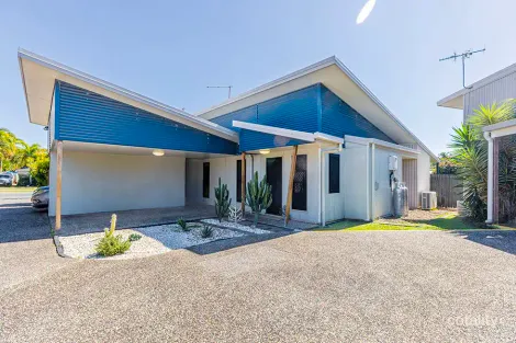 Property photo of 2/36 Slater Avenue Blacks Beach QLD 4740