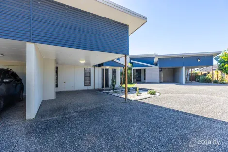 Property photo of 2/36 Slater Avenue Blacks Beach QLD 4740
