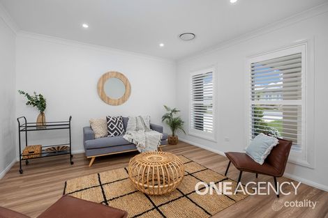 Property photo of 19 Turramia Crescent Gobbagombalin NSW 2650