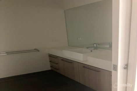 Property photo of 105/30 Oleander Drive Mill Park VIC 3082