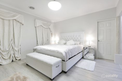 Property photo of 15 Lucas Loop Canning Vale WA 6155