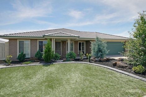 Property photo of 157 Rosebank Drive Cranbourne North VIC 3977