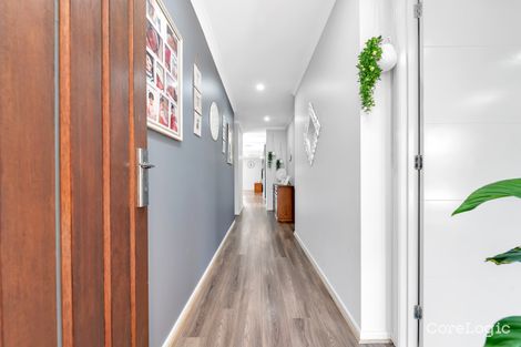 Property photo of 8 Lavelle Way Truganina VIC 3029