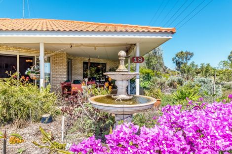 Property photo of 18 Soldiers Cove Terrace Dudley Park WA 6210