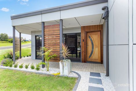 Property photo of 2 Freycinet Drive Sunshine Bay NSW 2536