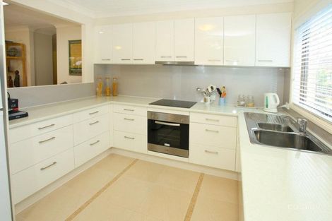 Property photo of 1/172 Barrier Reef Drive Mermaid Waters QLD 4218