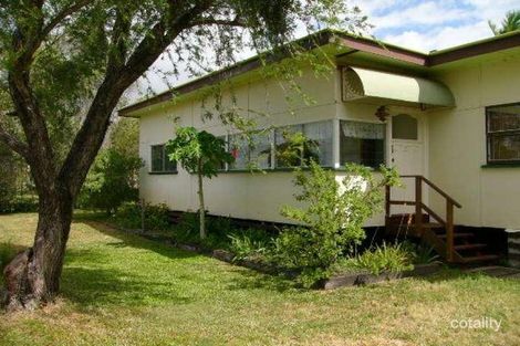 Property photo of 29 Martin Street Bororen QLD 4678