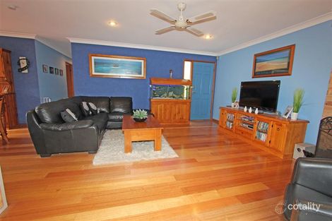 Property photo of 2/11 Christle Street Green Point NSW 2251