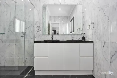 Property photo of 3 Ardea Court Cameron Park NSW 2285