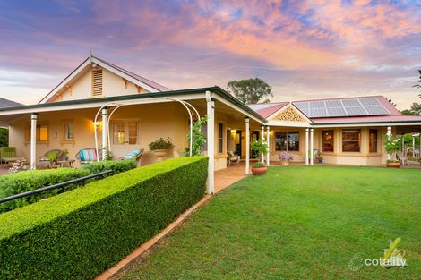 Property photo of 14 Preston Place Brookfield QLD 4069