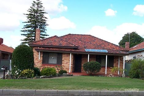 Property photo of 14 Boundary Road St James WA 6102