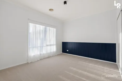 Property photo of 1/27 Jefferson Road Garfield VIC 3814