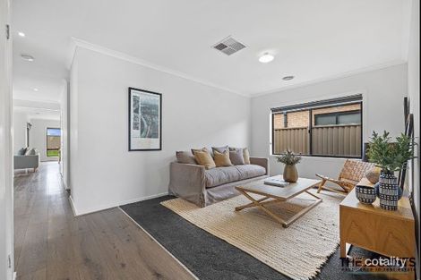 Property photo of 29 Wedge Tail Drive Winter Valley VIC 3358