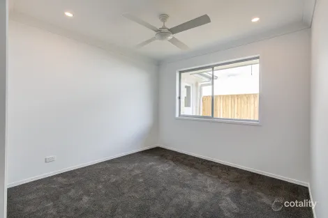 Property photo of 12 Austin Way Park Ridge QLD 4125