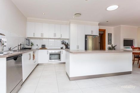 Property photo of 5 Valetta Street Sale VIC 3850