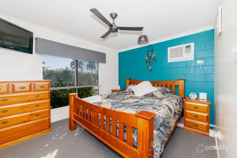 Property photo of 2 Camplin Court Burdell QLD 4818