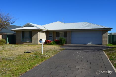 Property photo of 3 Selkirk Avenue Dubbo NSW 2830
