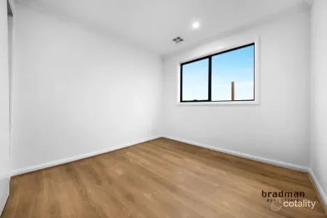 Property photo of 29 Flava Road Wallan VIC 3756