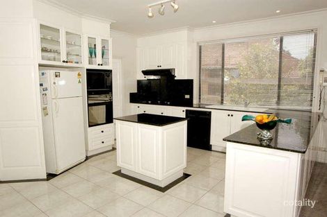 Property photo of 2 Ryrie Place Wheelers Hill VIC 3150