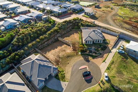 Property photo of 32 Alpine Court Cranley QLD 4350