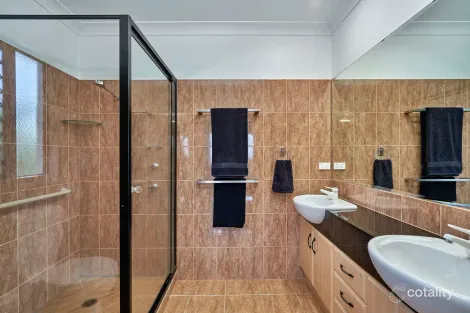 Property photo of 23 Minerva Avenue Mooroobool QLD 4870