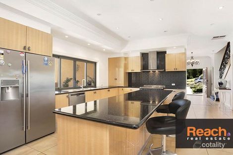 Property photo of 7 Nolan Close Narre Warren North VIC 3804