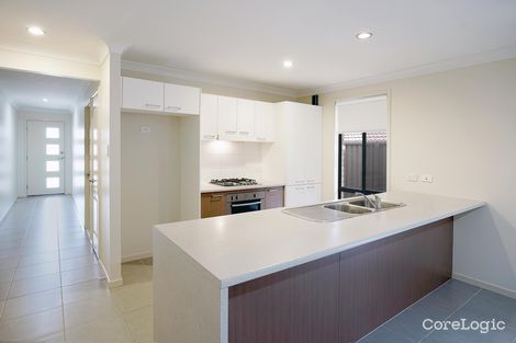 Property photo of 25 Blue View Terrace Glenmore Park NSW 2745