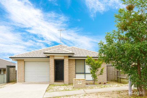 Property photo of 25 Blue View Terrace Glenmore Park NSW 2745