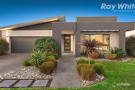 Property photo of 4 Artesian Place Waterways VIC 3195