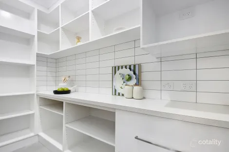 Property photo of 6 Pem Cove Leneva VIC 3691