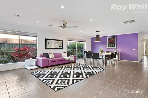 Property photo of 4 Artesian Place Waterways VIC 3195