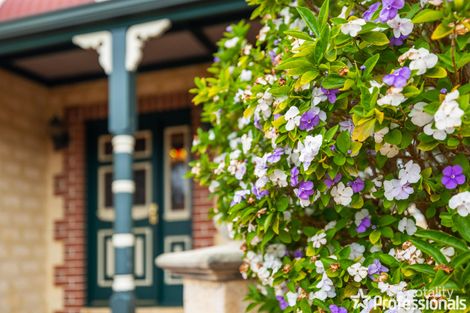 Property photo of 46 Spyglass Circle Canning Vale WA 6155