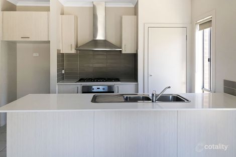 Property photo of 39 Starling Avenue Tarneit VIC 3029