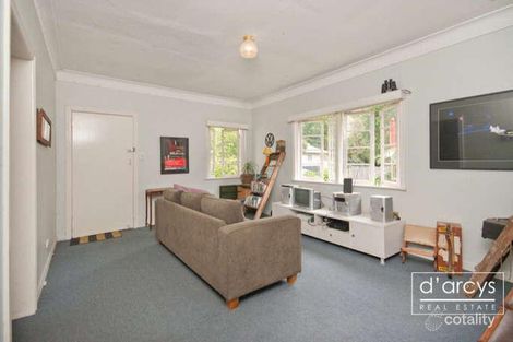 Property photo of 81 Fletcher Parade Bardon QLD 4065