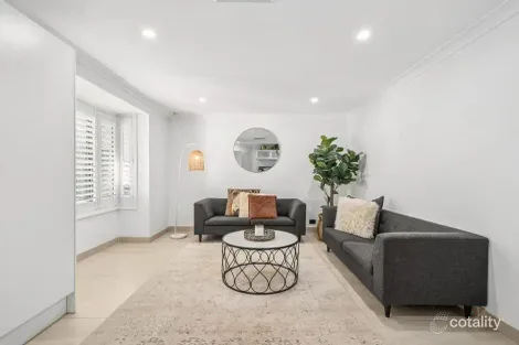 Property photo of 19 Port Macquarie Avenue Hoxton Park NSW 2171