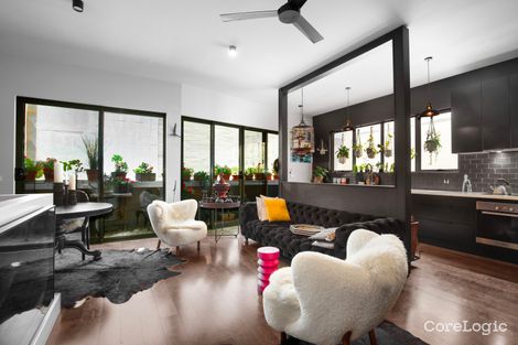 Property photo of 11/30 Oliver Lane Melbourne VIC 3000