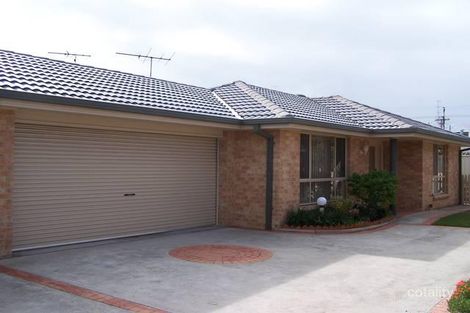 40-42 Henry St, Belmont, NSW 2280