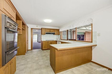Property photo of 8 Rutherglen Way Taylors Lakes VIC 3038