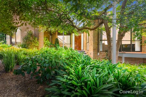 Property photo of 32 Lemana Crescent Mount Waverley VIC 3149