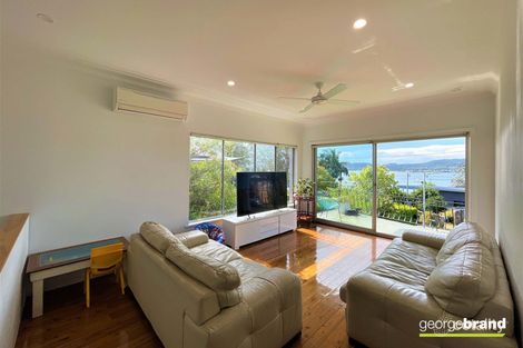 Property photo of 12 Merindah Avenue Green Point NSW 2251