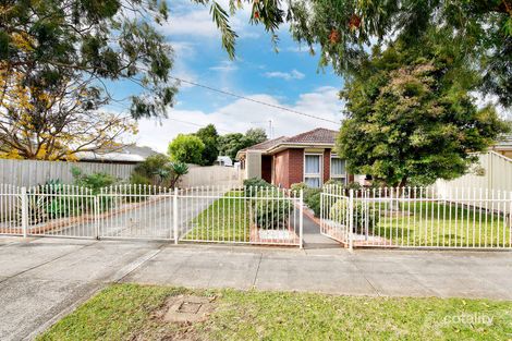 Property photo of 14 Fairbairn Road Cranbourne VIC 3977