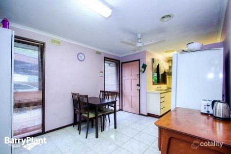 Property photo of 9 Amalfi Drive Endeavour Hills VIC 3802