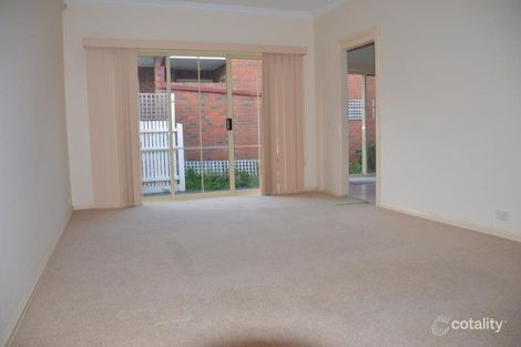 2/27 Beverley St, Doncaster East, VIC 3109