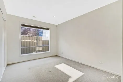 Property photo of 14 Obsidian Avenue Tarneit VIC 3029
