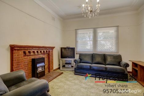 Property photo of 72 Canarys Road Roselands NSW 2196