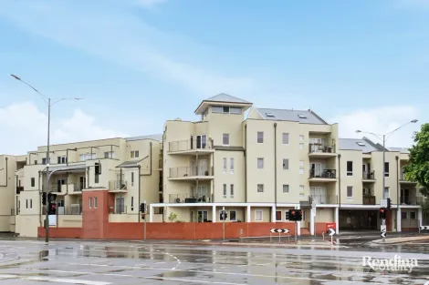 17/1-13 Gatehouse Dr, Kensington, VIC 3031