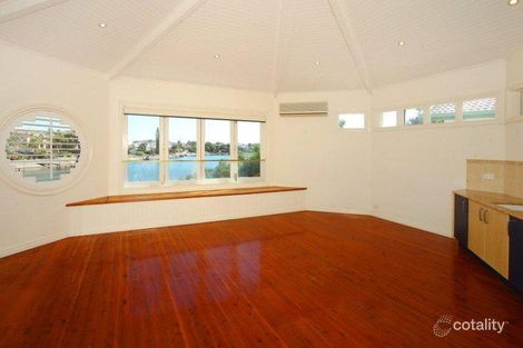 Property photo of 4 Charolais Crescent Benowa QLD 4217