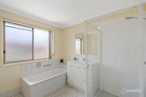 Property photo of 119/641 Pine Ridge Road Biggera Waters QLD 4216