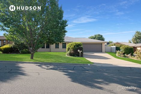 Property photo of 4 Dundale Crescent Estella NSW 2650